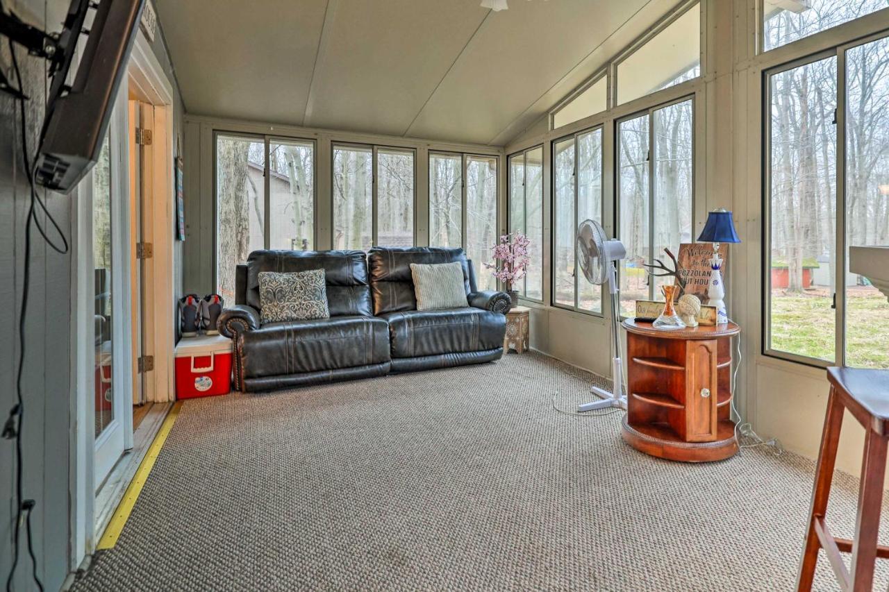 Poconos Vacation Home Walk To Locust Lake! Pocono Lake Buitenkant foto