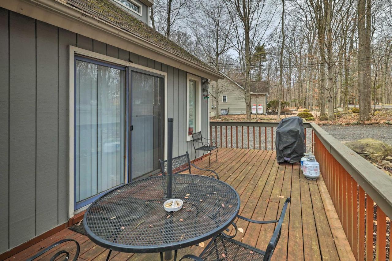 Poconos Vacation Home Walk To Locust Lake! Pocono Lake Buitenkant foto